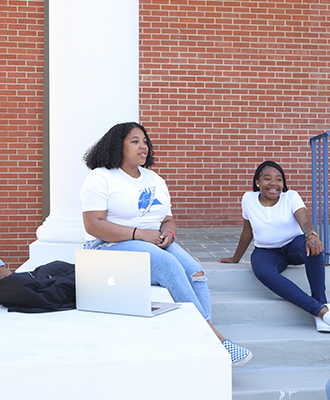 More Than 800 ECSU Students Earn Stellar Academic Standing