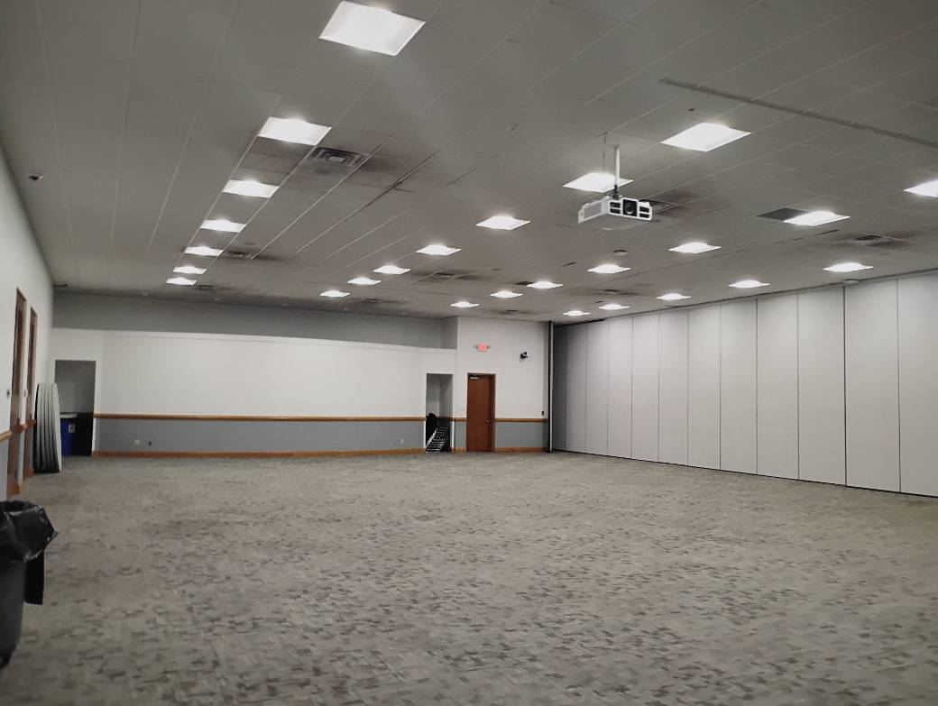 Wide shot of the half ballroom in K.E. White Graduate Center.